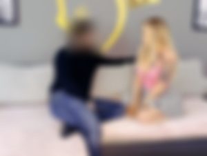 QueenKedi Porno Video: Usertreff - Bist du der Nächste?
